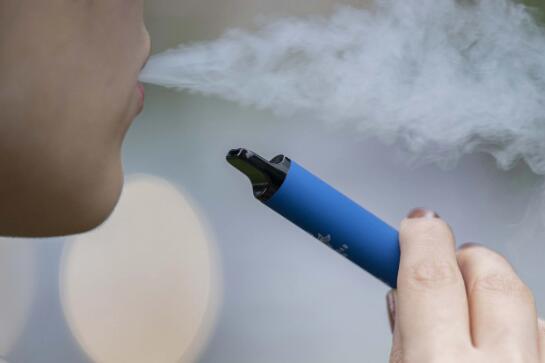 悦刻五代一直震动咋回事?揭秘你的电子烟使用困惑