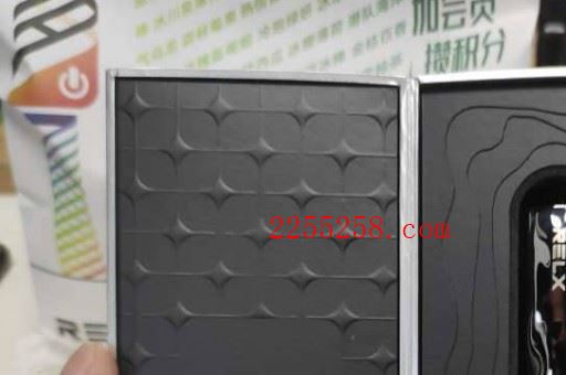 悦刻贵还是yooz贵?新手买哪个划算?