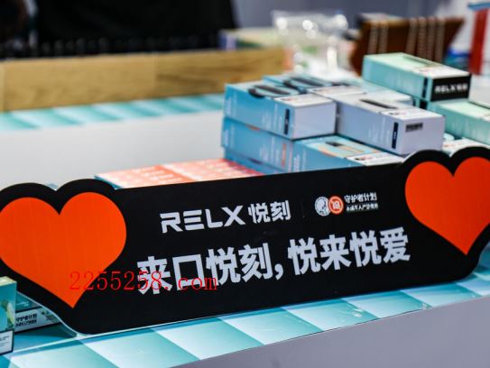 悦刻积木烟弹的容量规格,悦刻烟油的选购与使用建议